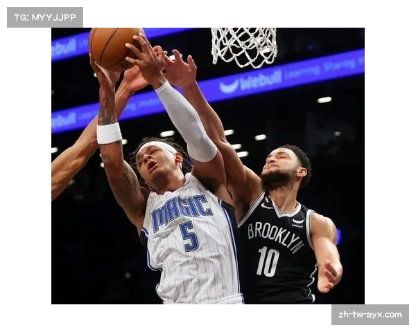 豪瑟和西蒙斯替补席上表现抢眼，合力贡献35分推动比赛走势稳定